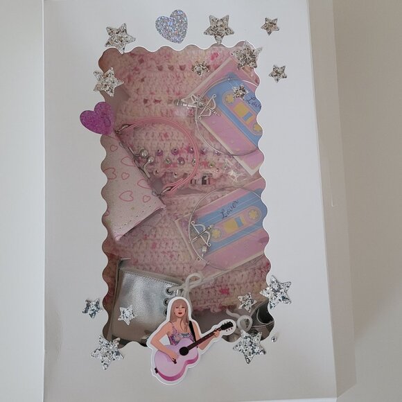 Taylor Swift Inspired New Gift Outfit Package For Your "Swiftie" 18 Inch Doll - Picture 5 of 5